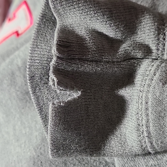 Kids XXL gray and neon pink GAP hoodie - Picture 5 of 5
